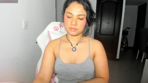 daniela angel     online show from 07-25-26, 10:24