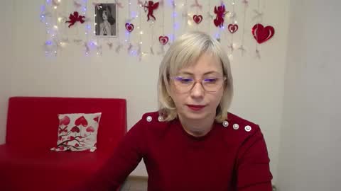 Snapshot of laurenwishy chatting on 02-03-26, 06:40 Lauren online show from 02-03-26, 06:40