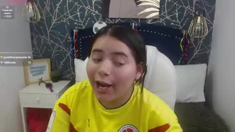 laura  online show from 06-17-26, 08:32