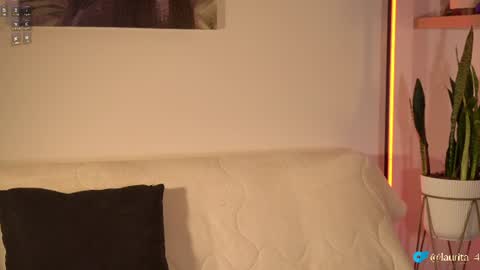 Snapshot of laurita_4 chatting on 06-23-26, 03:10 laurita_4 online show from 06-23-26, 03:10