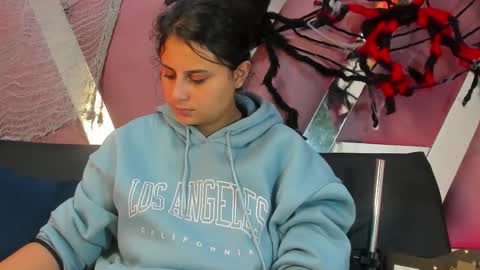  LaurynJeffers  online show from 10-30-25, 03:30