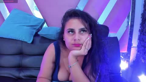  LaurynJeffers  online show from 04-11-26, 06:01