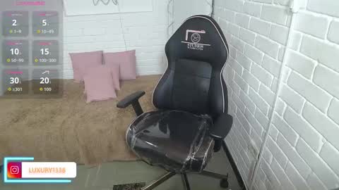 Lauxury  online show from 10-05-25, 03:27