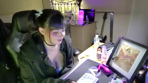 Lavenderrzz online show from 01-16-26, 03:27