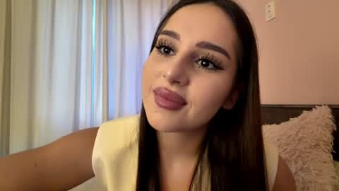 Snapshot of lavinasibert chatting on 07-04-26, 04:46 Leyla online show from 07-04-26, 04:46