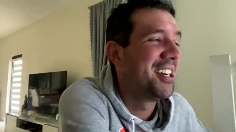 Snapshot of law_cambio chatting on 02-21-25, 09:00 law_cambio online show from 02-21-25, 09:00