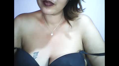 layanah12 online show from 12-02-24, 06:54