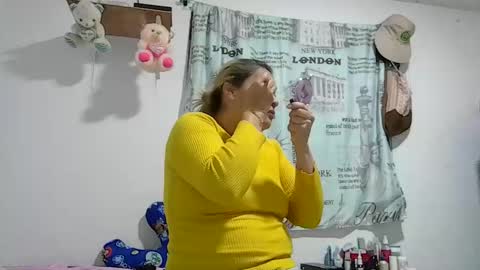 Snapshot of layla_astrum chatting on 11-07-25, 10:15 layla_astrum online show from 11-07-25, 10:15