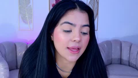 Snapshot of layla_breezee_ chatting on 04-29-26, 05:30 Layla Breezee online show from 04-29-26, 05:30
