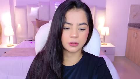 Snapshot of layla_breezee_ chatting on 05-15-26, 09:38 Layla Breezee online show from 05-15-26, 09:38