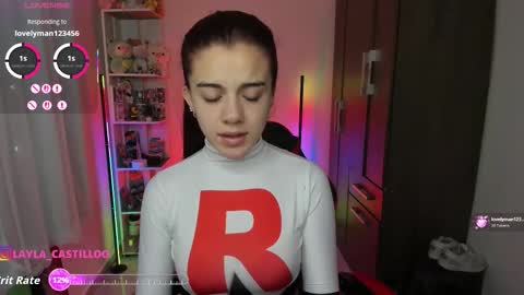 Layla online show from 11-14-25, 03:33