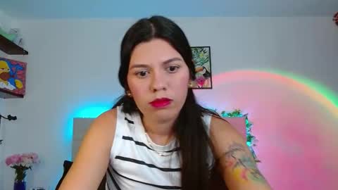 Lia and Rachel online show from 04-21-26, 01:42