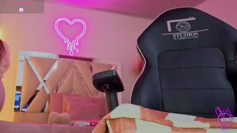 Snapshot of laylafoxy_tay chatting on 11-03-25, 03:19 laylafoxy_tay online show from 11-03-25, 03:19