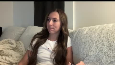 Snapshot of laylahlaylah1 chatting on 10-31-25, 05:25 laylahlaylah1 online show from 10-31-25, 05:25