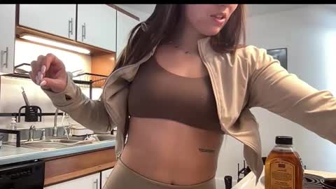 Snapshot of laylahlaylah1 chatting on 12-05-25, 03:30 laylahlaylah1 online show from 12-05-25, 03:30