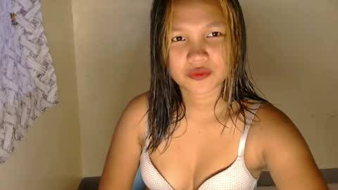 Snapshot of laylanimfa chatting on 06-26-26, 03:38 Nimfa online show from 06-26-26, 03:38