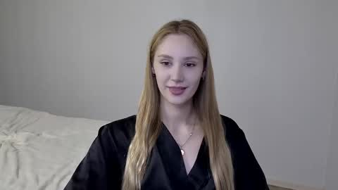 Laylla001 online show from 12-04-24, 05:38