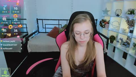 layriantavee online show from 12-30-24, 09:59