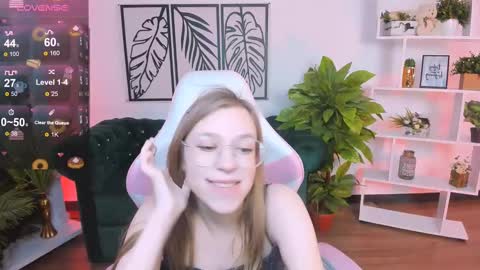 layriantavee online show from 02-16-25, 09:59