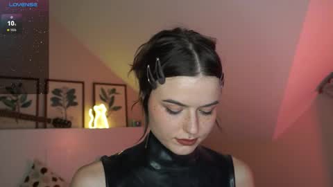 Pansy online show from 11-12-25, 05:35