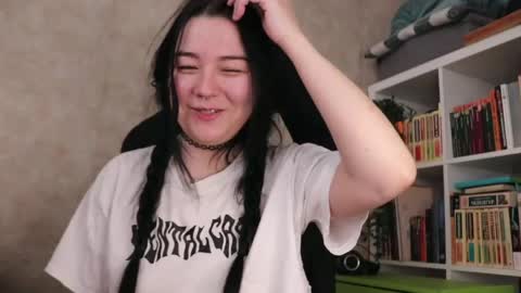 Snapshot of lazynut chatting on 06-01-26, 03:19 Lisa online show from 06-01-26, 03:19