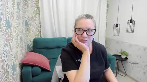 Lea online show from 06-21-26, 05:10