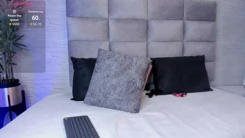 lea_walkerr online show from 10-09-25, 09:13