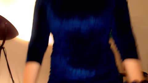 Snapshot of leadesire chatting on 01-07-25, 07:42 LEA online show from 01-07-25, 07:42