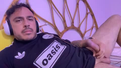 leafar_volkov online show from 10-06-25, 04:43