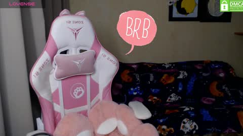 Snapshot of leah__gotty chatting on 12-10-24, 02:28 Leah Gotty online show from 12-10-24, 02:28