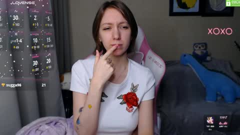 Snapshot of leah__gotty chatting on 02-06-25, 05:25 Leah Gotty online show from 02-06-25, 05:25