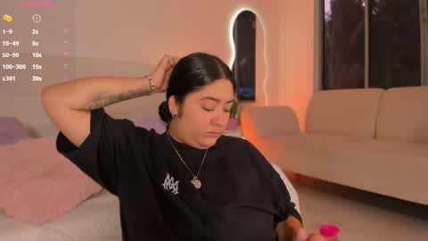 Leah online show from 10-22-25, 02:50