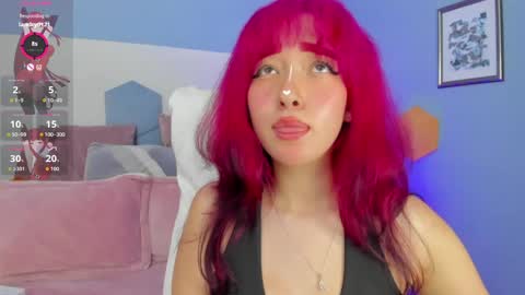 Snapshot of leah_cherry chatting on 04-15-26, 04:36 Leah online show from 04-15-26, 04:36