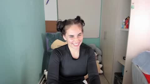 Laura online show from 01-16-25, 09:51