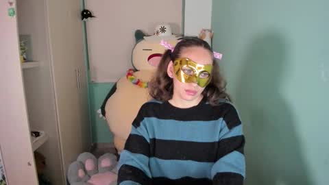 Laura online show from 02-27-26, 01:38