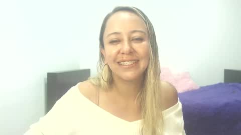 leah_susman online show from 10-01-25, 02:17