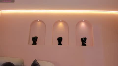 leahnovac online show from 10-25-25, 11:29