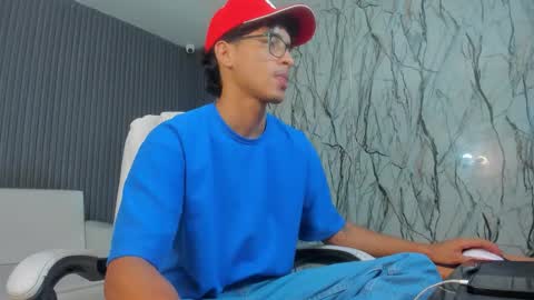 leam_1 online show from 03-01-26, 02:57