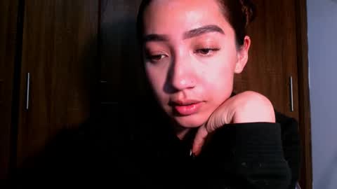 Snapshot of leanaalhub chatting on 10-01-25, 04:07 leanaalhub online show from 10-01-25, 04:07