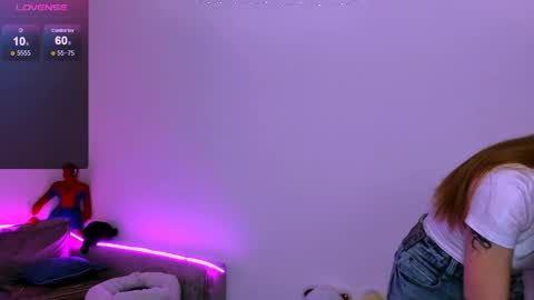 Leana online show from 05-26-26, 04:58
