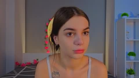 Sophie online show from 02-10-26, 06:17