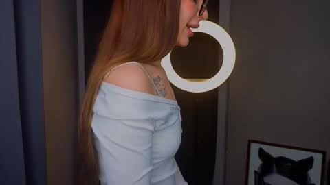 Sophie online show from 03-27-26, 07:13