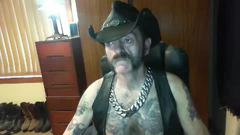 leathergreaser online show from 03-12-26, 08:37