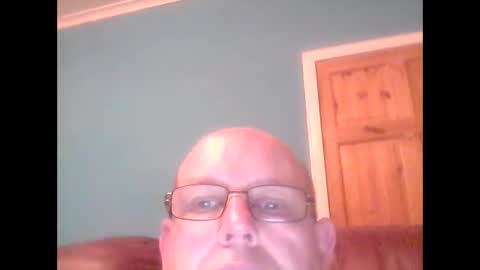 leatherpants68 online show from 09-25-25, 08:34