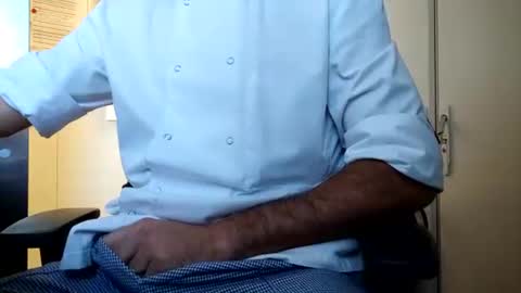 Snapshot of lebrun1985 chatting on 10-14-25, 01:23 lebrun1985 online show from 10-14-25, 01:23