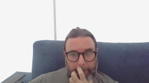 lecheare28 online show from 02-24-25, 04:36