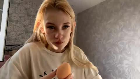Kate online show from 04-21-26, 08:53
