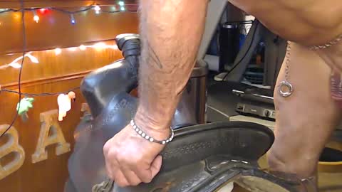 Snapshot of leecox777 chatting on 10-10-25, 06:07 Lee Cox online show from 10-10-25, 06:07