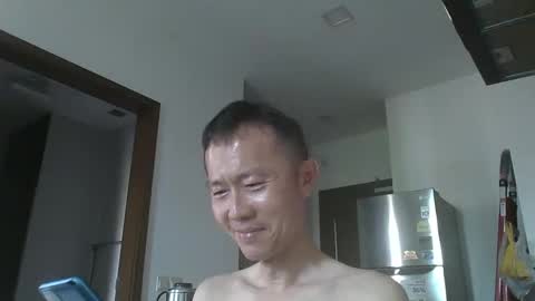 Snapshot of leeminhao chatting on 09-20-25, 02:01 leeminhao online show from 09-20-25, 02:01