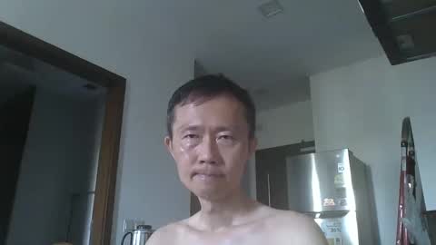 Snapshot of leeminhao chatting on 10-26-25, 02:06 leeminhao online show from 10-26-25, 02:06